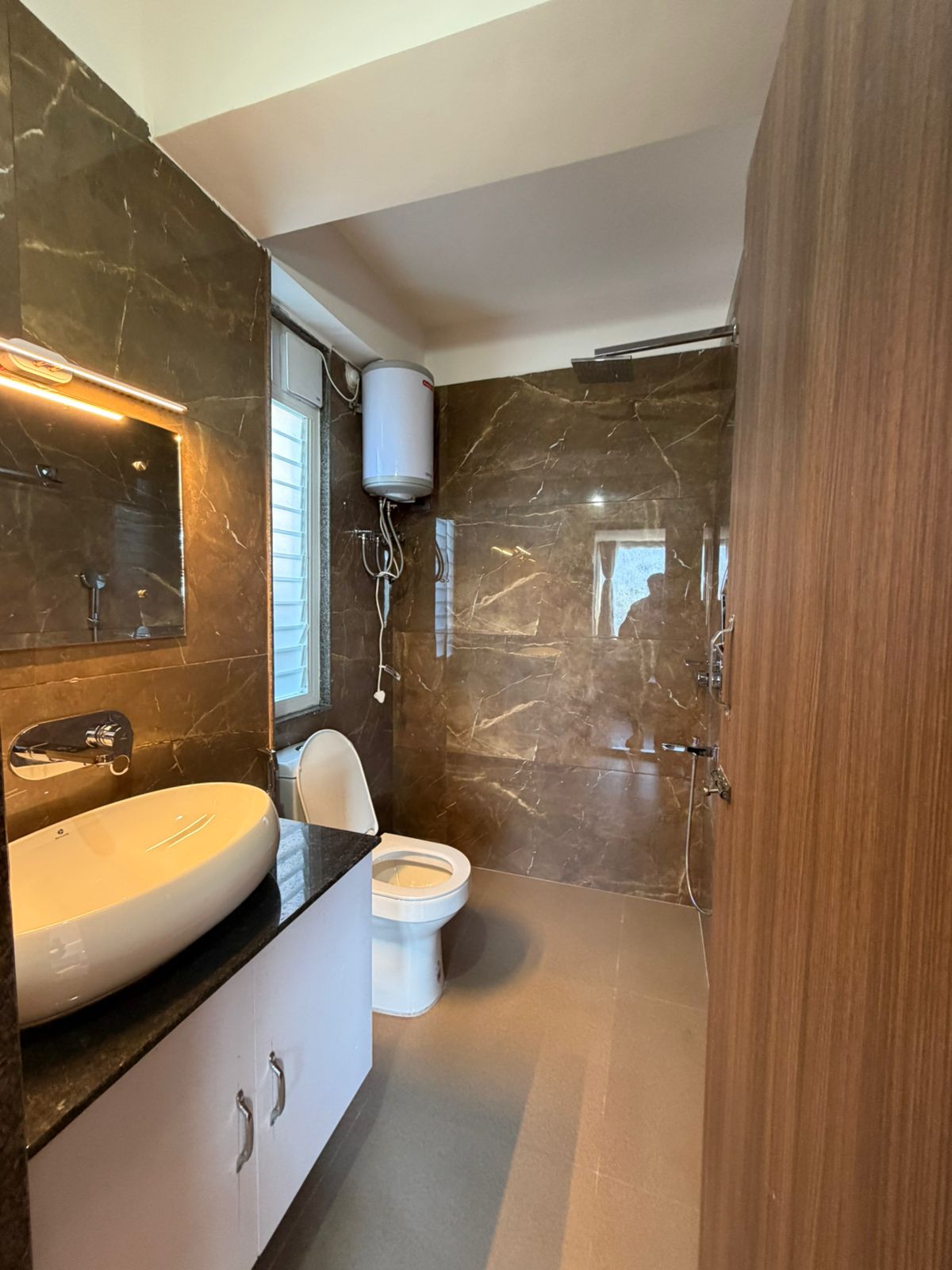 Executive room bathroom